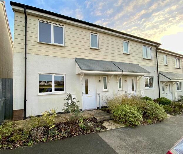 3 Bedroom End Of Terrace House For Sale In Carvinack Meadows, Shortlanesend, Truro TR4