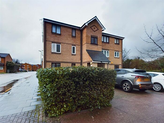 1 Bedroom Flat For Sale In Jack Clow Road, Stratford, E15