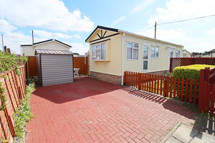 1 Bedroom Park Home For Sale In St Hermans Estate, Hayling Island, PO11