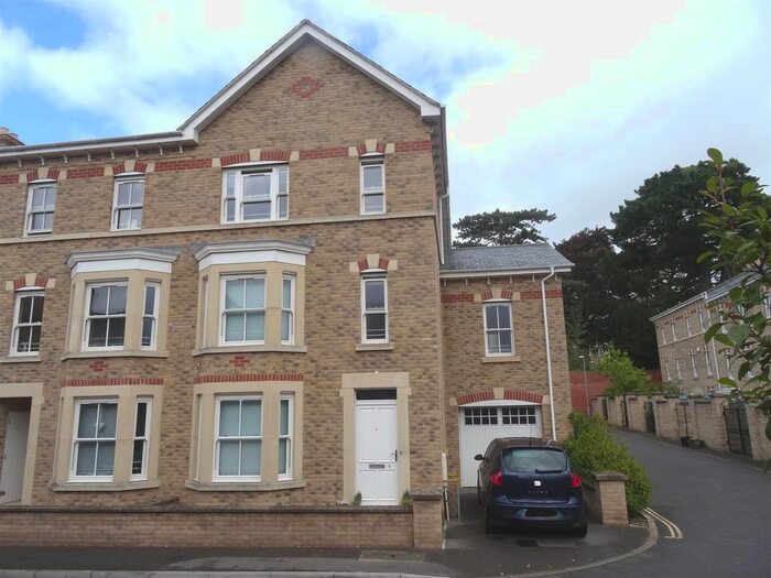 5 Bedroom End Of Terrace House To Rent In Staplegrove Road, Taunton, TA1