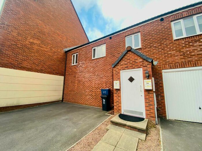 1 Bedroom Coach House To Rent In Lysaght Way, Newport, NP19