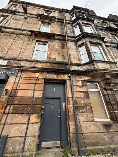 2 Bedroom Flat To Rent In Caledonia Street, Paisley, Renfrewshire, PA3