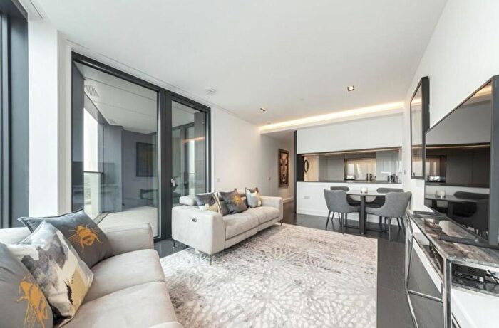 2 Bedroom Apartment To Rent In Amory Tower, Canary Wharf, E14