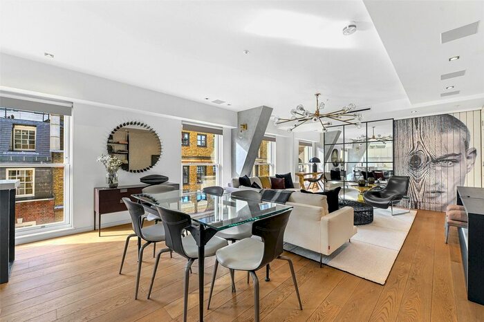 3 Bedroom Flat To Rent In Essex Street, London, WC2R