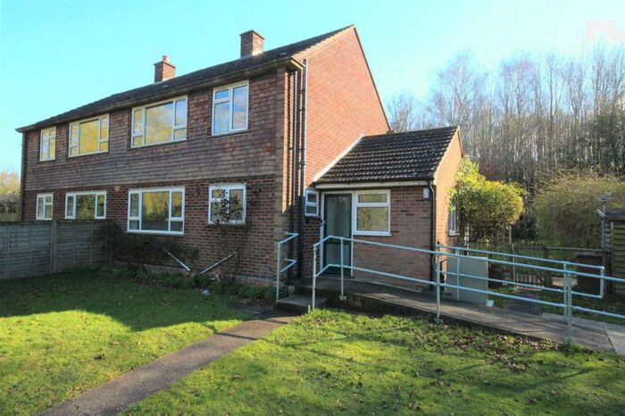 3 Bedroom Semi-Detached House To Rent In Nortonbury Cottages, Letchworth Garden City, SG6