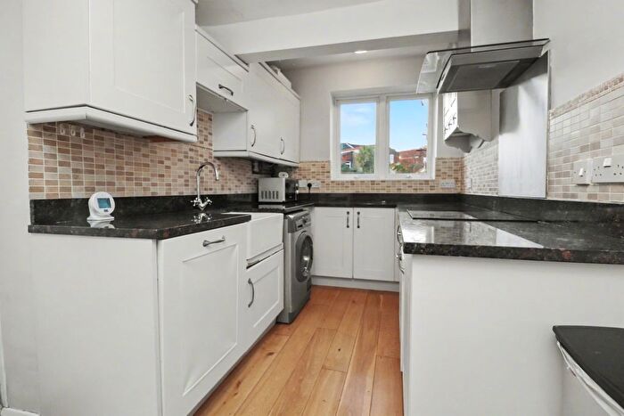 2 Bedroom Terraced House To Rent In Priory Road, Southampton, SO17