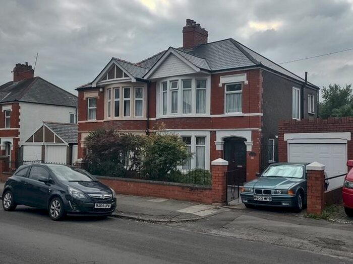 3 Bedroom Semi-Detached House To Rent In Heathway, Heath, Cardiff, CF14