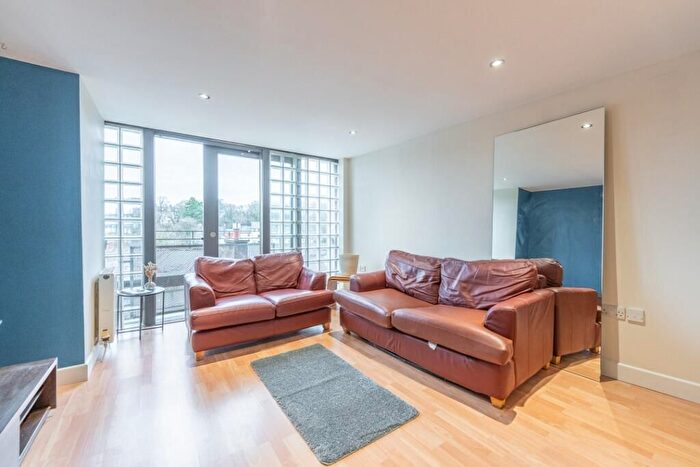 2 Bedroom Flat To Rent In Belford Road, Dean Village, Edinburgh, EH4