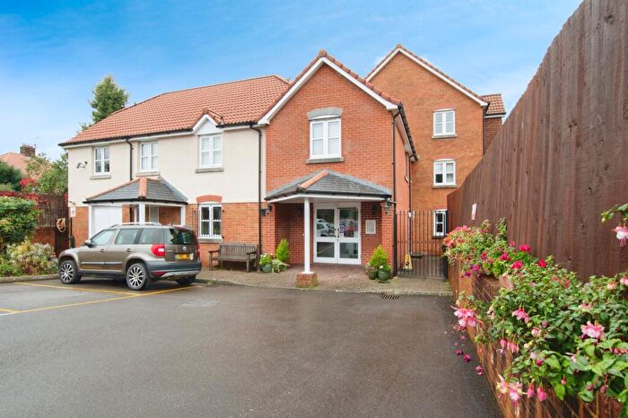 1 Bedroom Apartment For Sale In Salisbury Street, Fordingbridge, SP6
