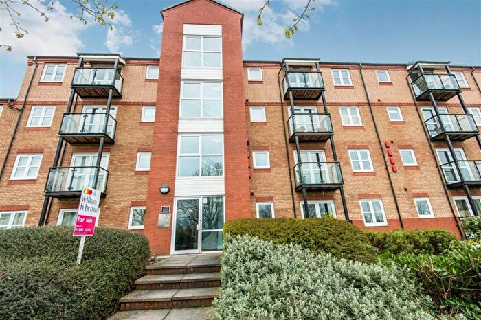 2 Bedroom Apartment To Rent In Lakeside Boulevard, Doncaster, DN4