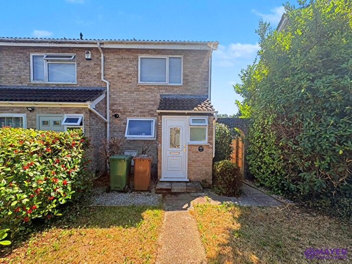 2 Bedroom End Of Terrace House For Sale In Westcott Close, Plymouth, PL6