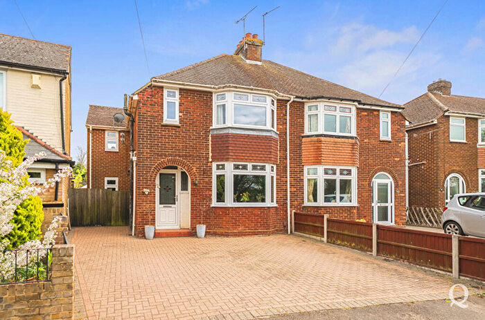 4 Bedroom Semi Detached House For Sale In Ruins Barn Road, Tunstall, Sittingbourne, Kent, ME10