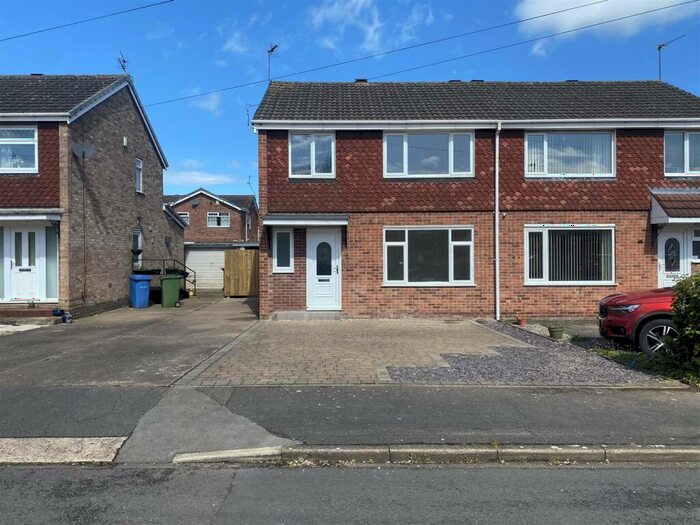 3 Bedroom House To Rent In Springdale Close, Willerby, HU10