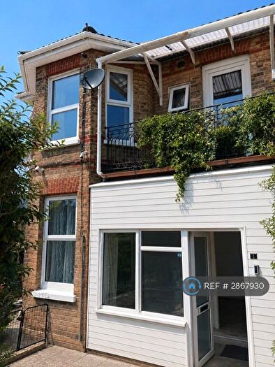 4 Bedroom Maisonette To Rent In St. Clements Road, Bournemouth, BH1