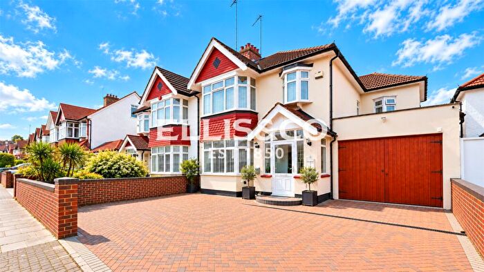 5 Bedroom Semi-Detached House For Sale In Kingsway, Wembley, HA9