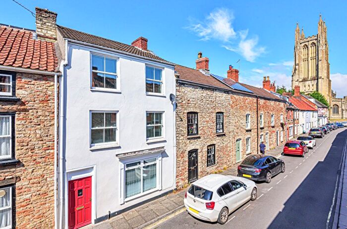 3 Bedroom Terraced House To Rent In St Cuthbert Street, Wells, BA5