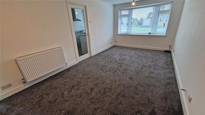 2 Bedroom Bungalow To Rent In Woodleyes Crescent, Stafford, Staffordshire, ST17