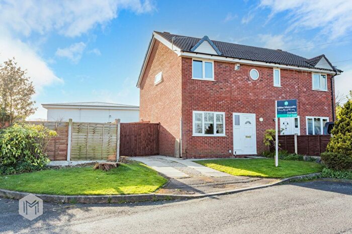 3 Bedroom Semi-Detached House For Sale In St. Helens Road, Leigh, WN7