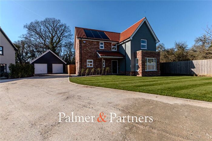 4 Bedroom Detached House For Sale In Otters Holt, Debenham, Stowmarket, Suffolk, IP14