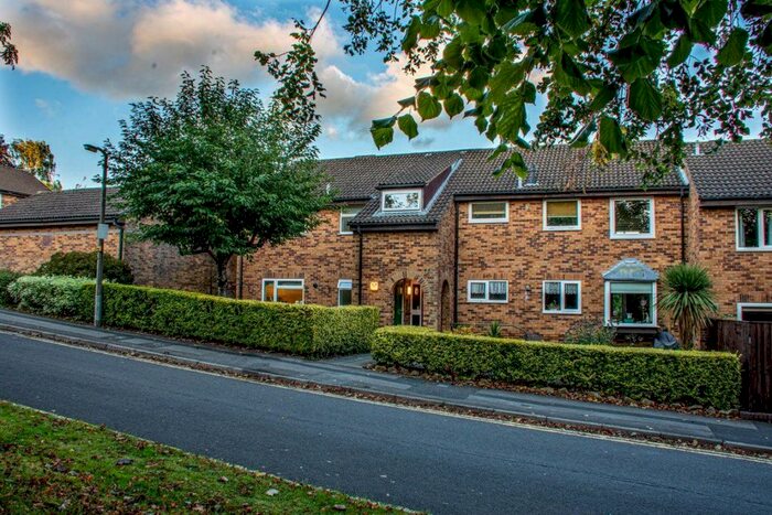 1 Bedroom Flat To Rent In The Weavers, Swindon, SN3