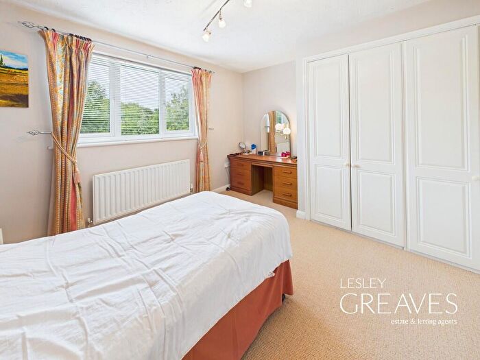 2 Bedroom Semi-Detached House For Sale In Kappler Close, Netherfield, Nottingham, NG4