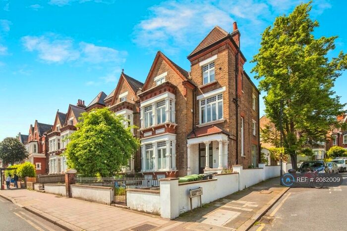 2 Bedroom Flat To Rent In Norwood Road, London, SE24