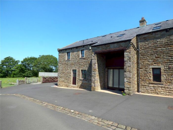 4 Bedroom Semi-detached House To Rent In Colliers Farm Barn, Whalley Old Road, Billington, Lancashire, BB7