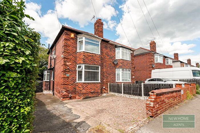 3 Bedroom Semi-Detached House For Sale In Brecklands, Rotherham, S60