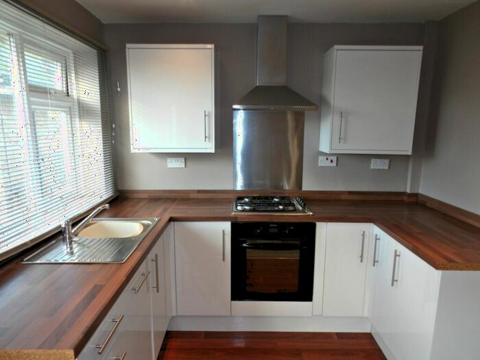 2 Bedroom Maisonette To Rent In Stoke Lane, Gedling, NG4