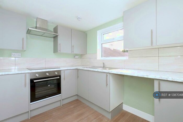 Studio To Rent In Clarendon Green, London, BR5