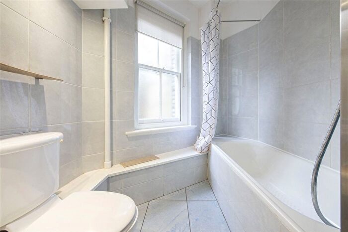 2 Bedroom Flat For Sale In Glentworth Street, London, NW1