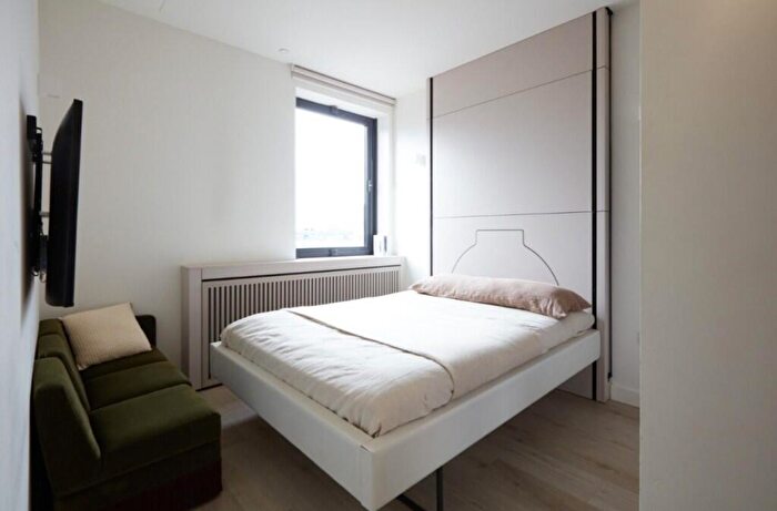 Studio To Rent In Lowlands Road, Harrow, Middlesex, HA1