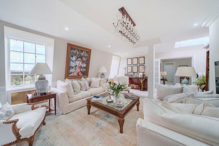 3 Bedroom Flat For Sale In The Mansion, Ottershaw Park, KT16