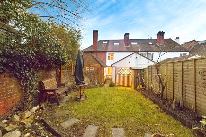 2 Bedroom Terraced House For Sale In Bath Road, Woolhampton, Reading, Berkshire, RG7