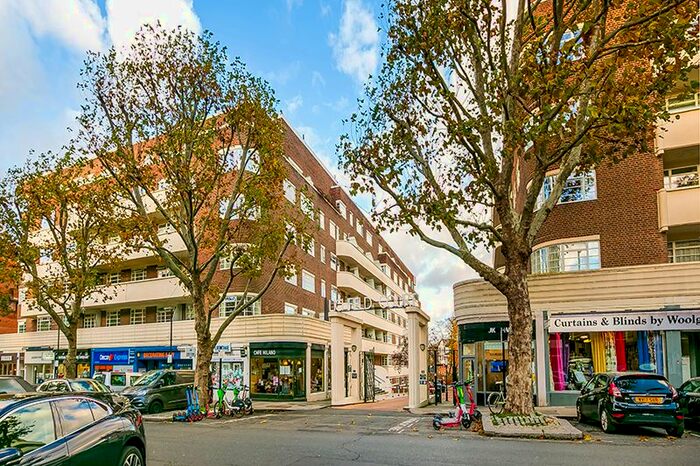 2 Bedroom Flat To Rent In Sheen Road, Richmond, TW9