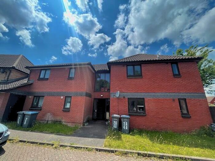 1 Bedroom Flat To Rent In Hunters Ride, IP5