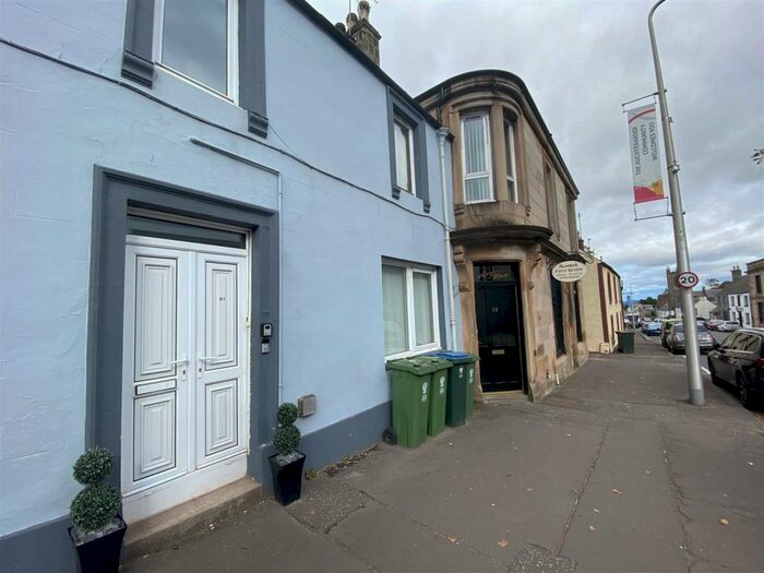2 Bedroom Flat To Rent In High Street, Auchterarder, PH3
