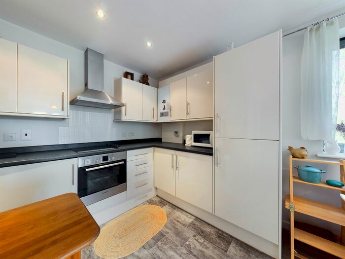 2 Bedroom Flat To Rent In The Edge, Lawn Lane, Hemel Hempstead, Hertfordshire, HP3