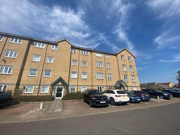 2 Bedroom Flat To Rent In Southwell Close Chafford Hundred, RM16