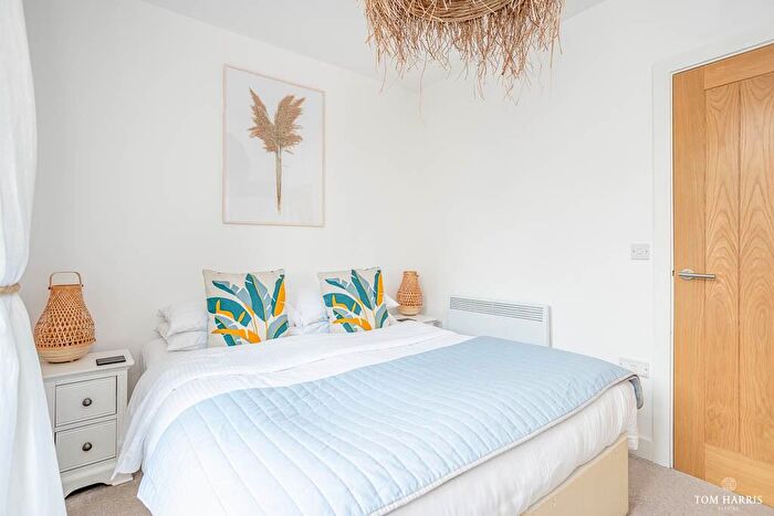 1 Bedroom Apartment For Sale In Southwood Avenue, Bournemouth, Dorset, BH6