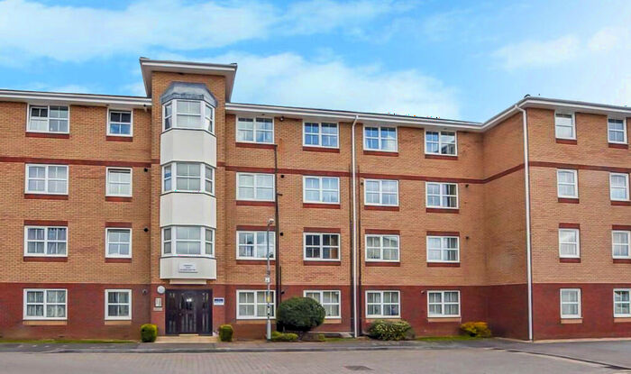 1 Bedroom Flat To Rent In Cambridge Court, Northampton, NN4