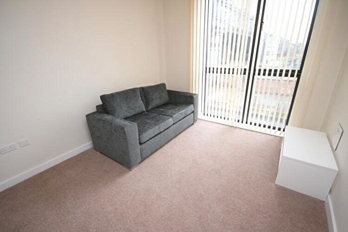 2 Bedroom Apartment To Rent In Potato Wharf Manchester, M3