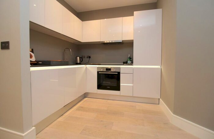 1 Bedroom Apartment To Rent In Parkway, Chelmsford City Centre, CM2