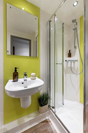 1 Bedroom Flat To Rent In Cavendish Street, Leeds, LS3