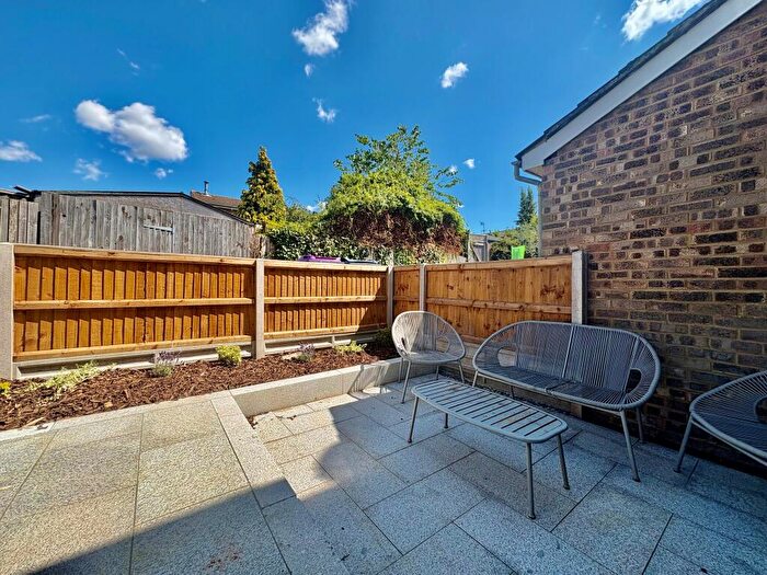 1 Bedroom Maisonette To Rent In Briardale, Ware, SG12