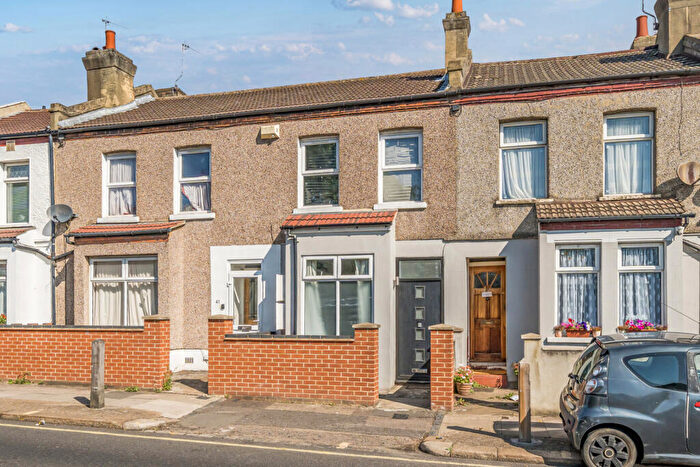 1 Bedroom Apartment For Sale In Kings Highway, Plumstead, SE18