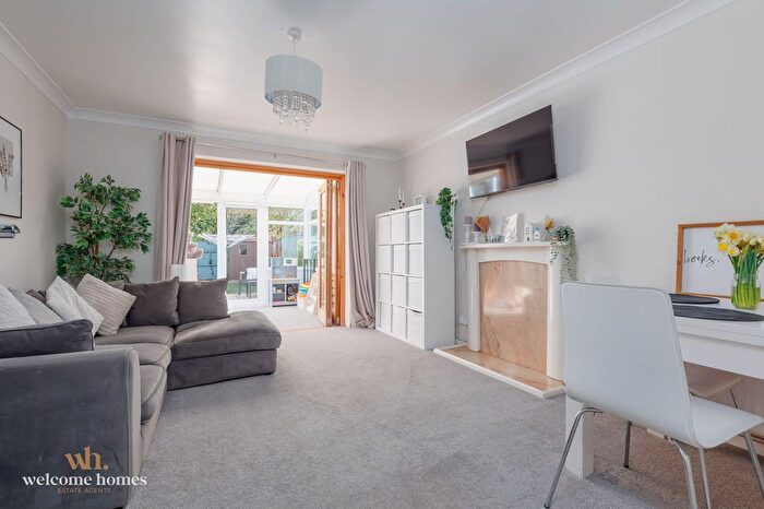 2 Bedroom Terraced House For Sale In Rodney Drive, Christchurch, BH23