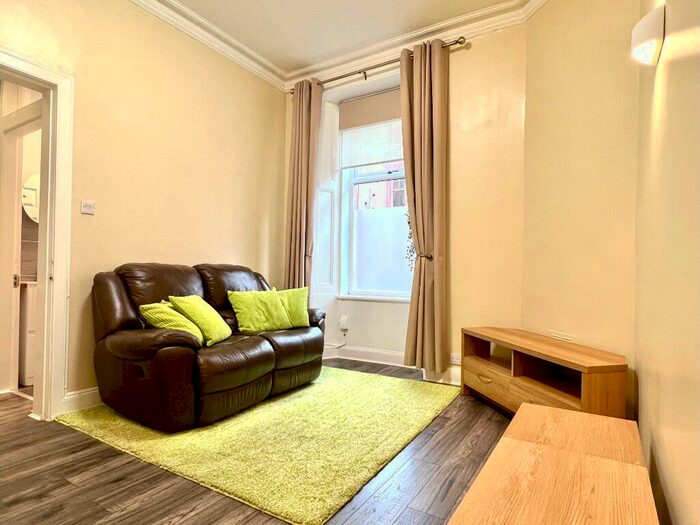 1 Bedroom Flat To Rent In Rossie Place, Easter Road, Edinburgh, EH7