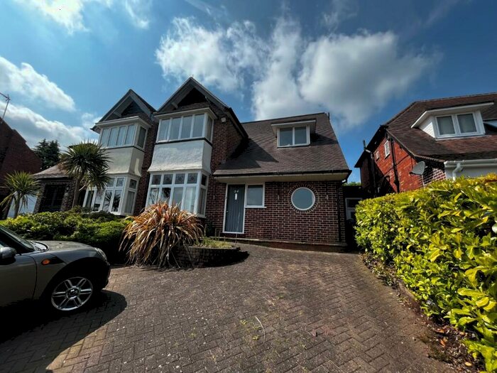 4 Bedroom Semi-Detached House To Rent In Pereira Road, Harborne, Birmingham, B17