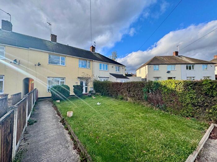 3 Bedroom House To Rent In Farnborough Road, Clifton, NG11